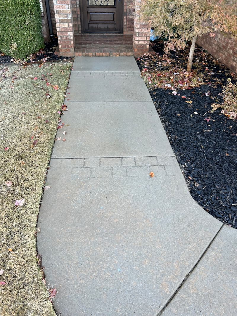 House Wash, Driveway and Back Patio Cleaning - Rogers, AR